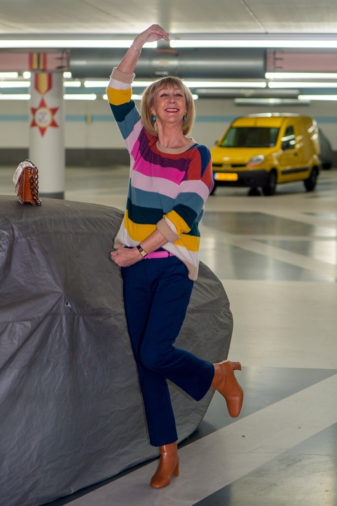 Cashmere jumper in rainbow colours