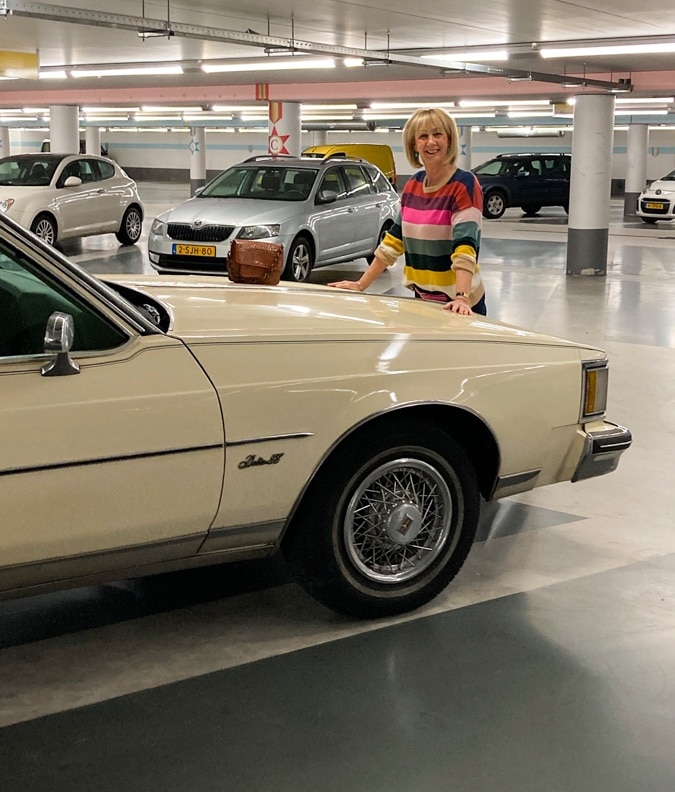 Cashmere jumper in rainbow colours