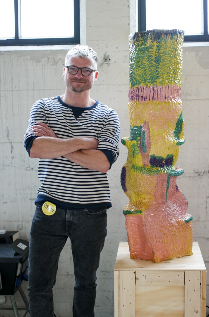 Plant pot with the proud artist