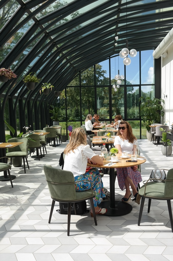 Sabine and Anke in Hotel Flora Batava