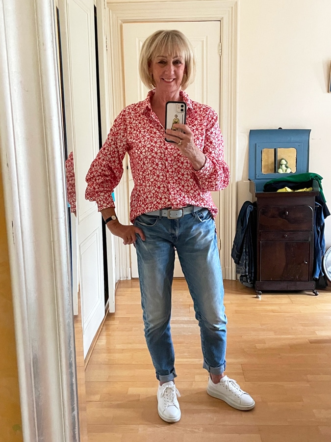 Outfit Thursday red and white shirt