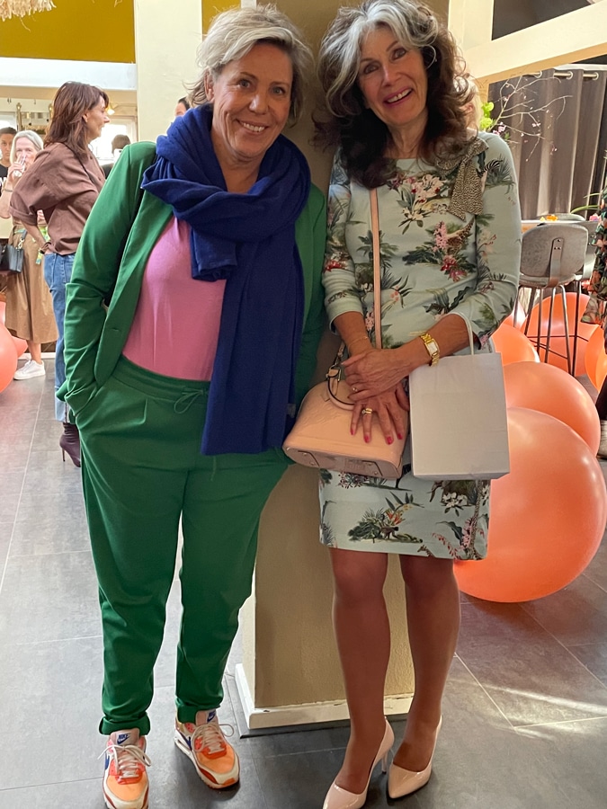 2 ladies at the AndBloom party 2022