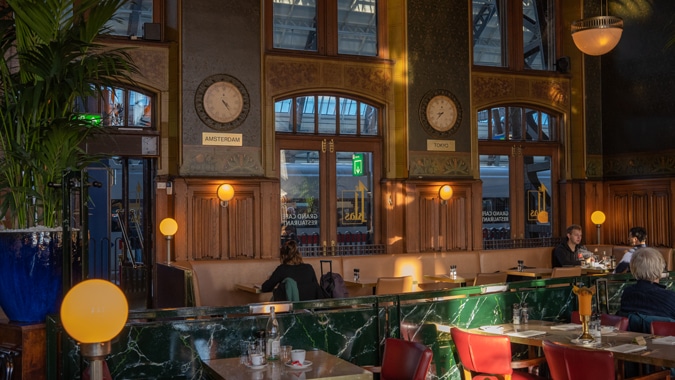 1st Class restaurant central station Amsterdam