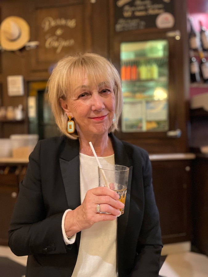 apricot juice in Paris