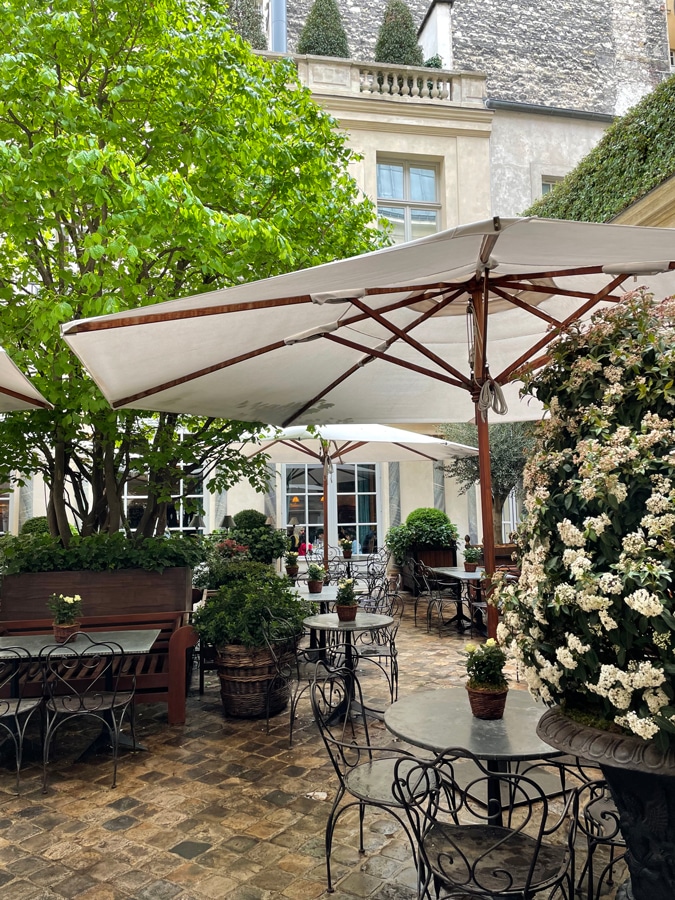Courtyard of a restaurant in Paris