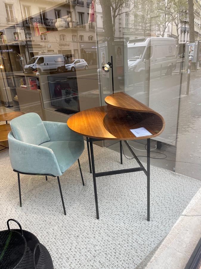 modern desk and chair