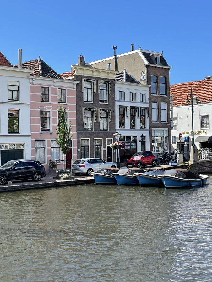 Leiden