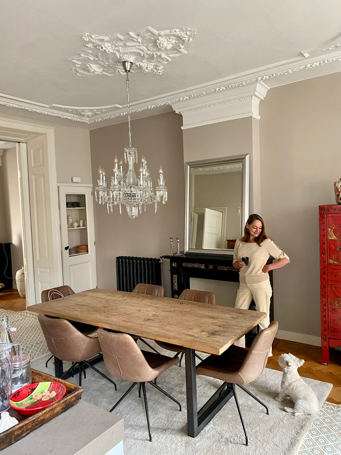 Jacqueline in her house