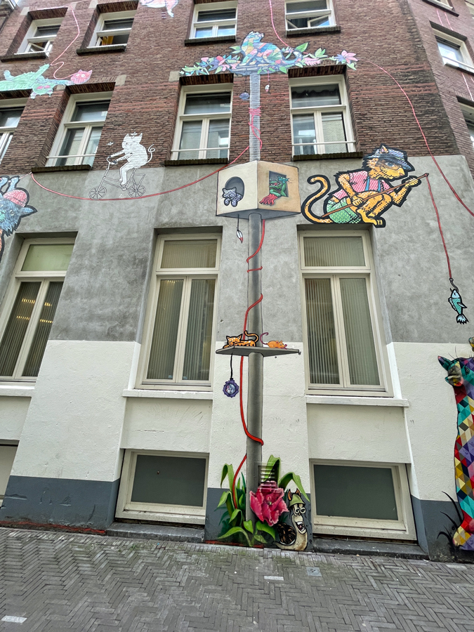 Cats mural in The Hague