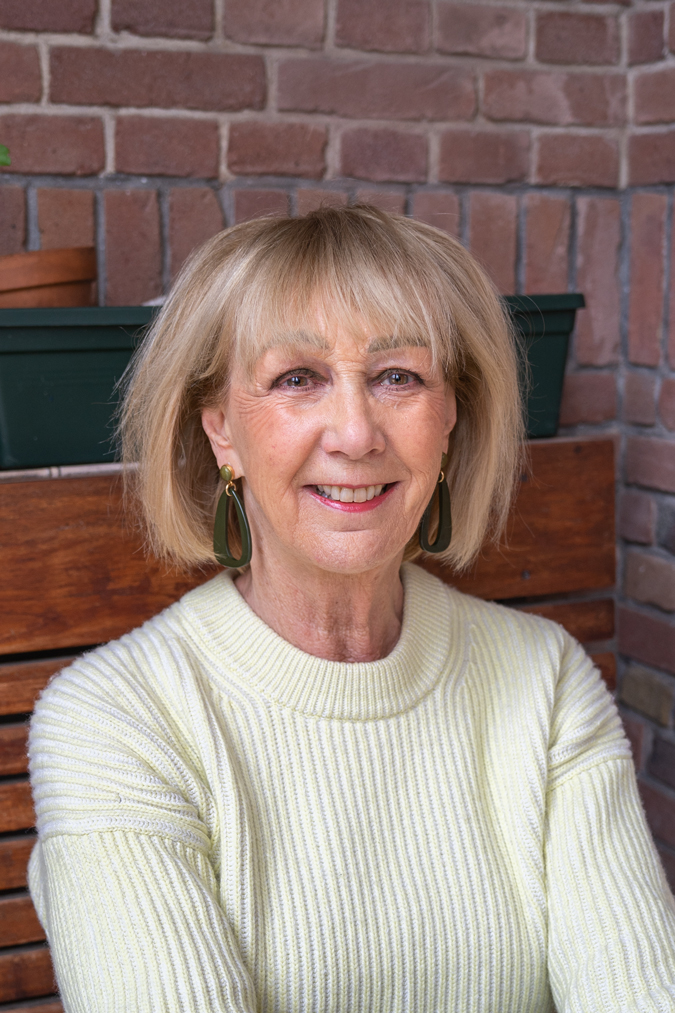 Green earrings by Lara Design