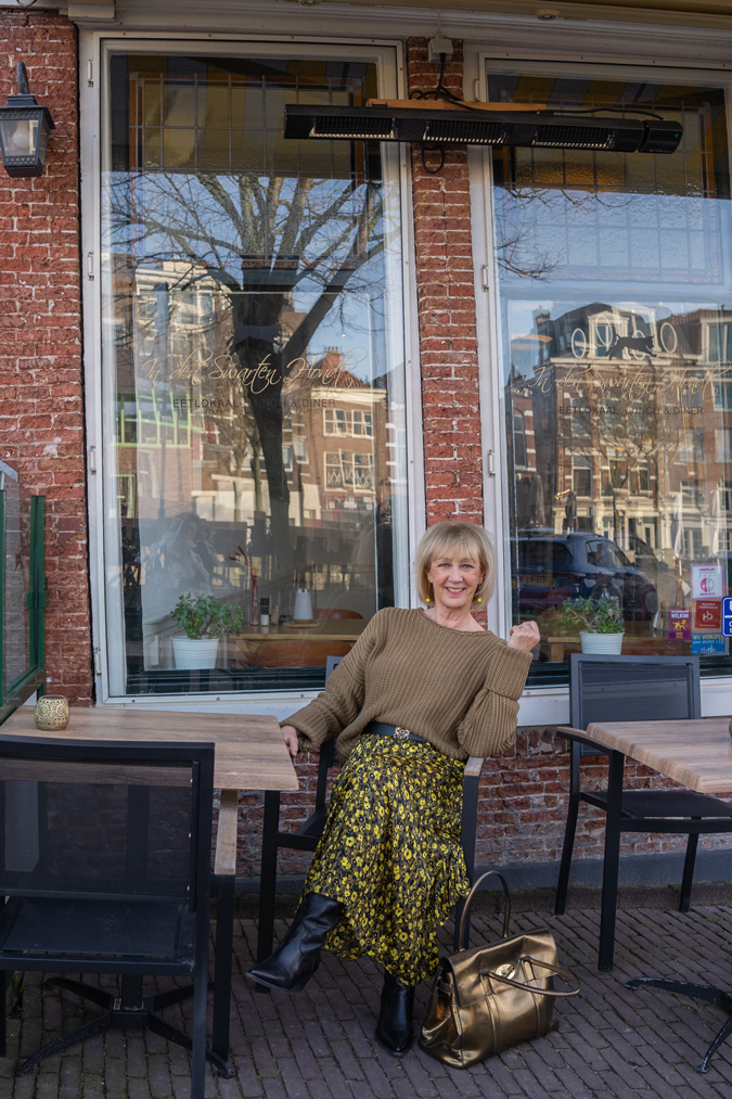 Combining winter and summer clothes