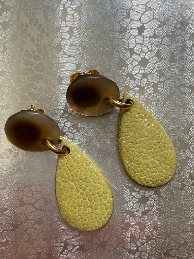 Earrings lime with tortoise Lara Design