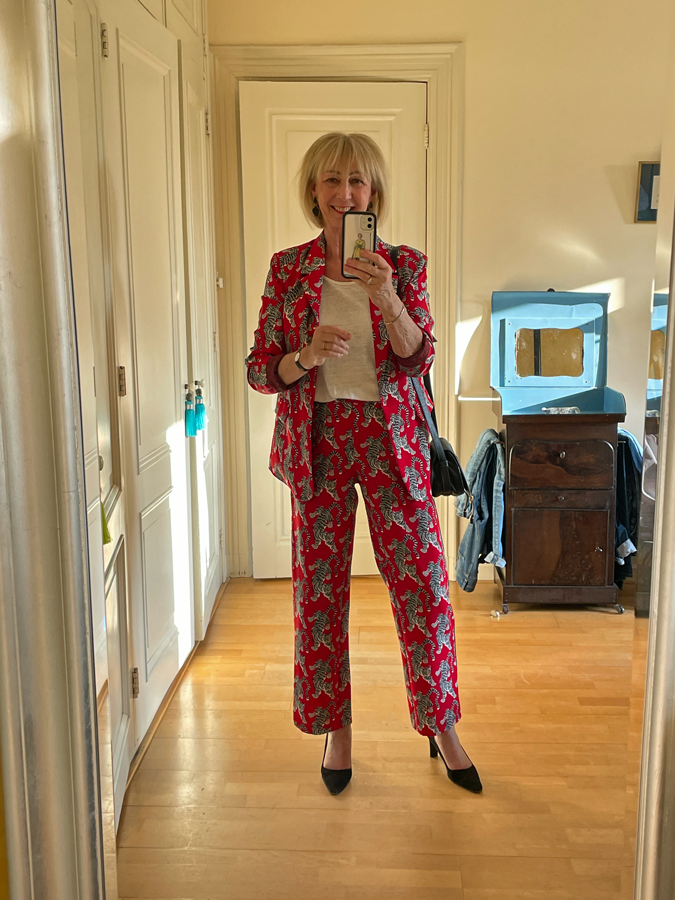 Red suit with tigers