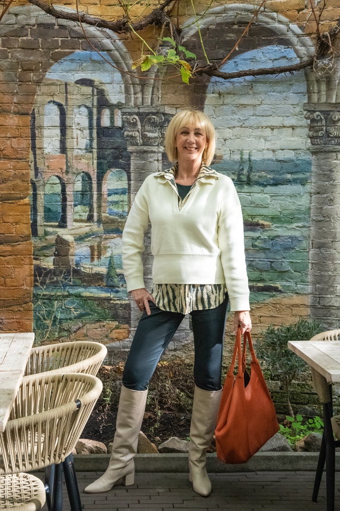 Teal and cream outfit