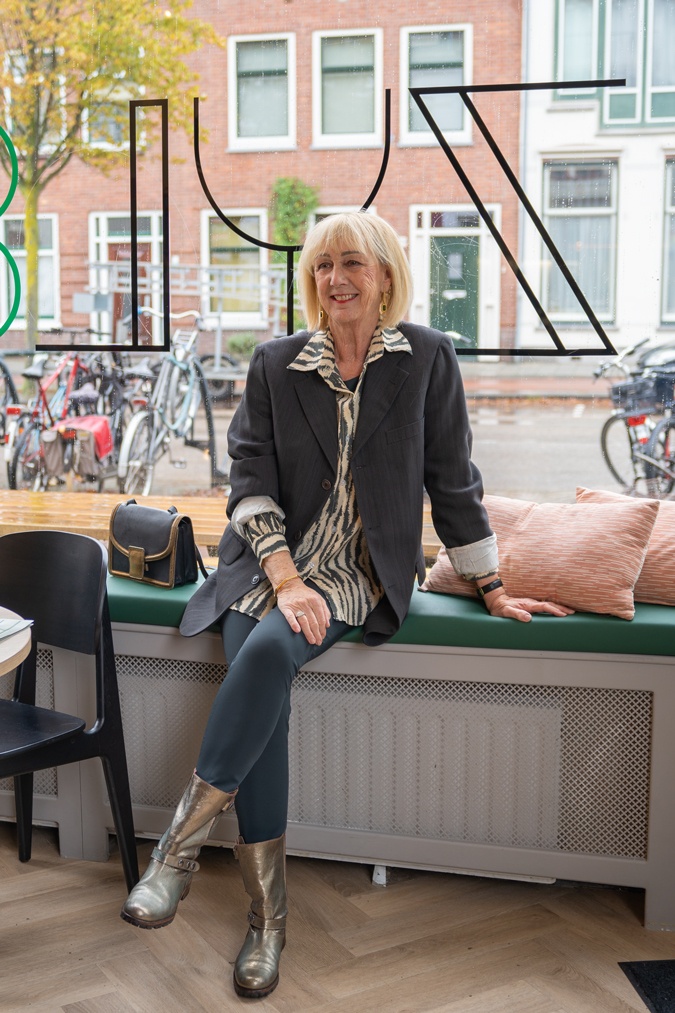 Teal and cream blazer outfit