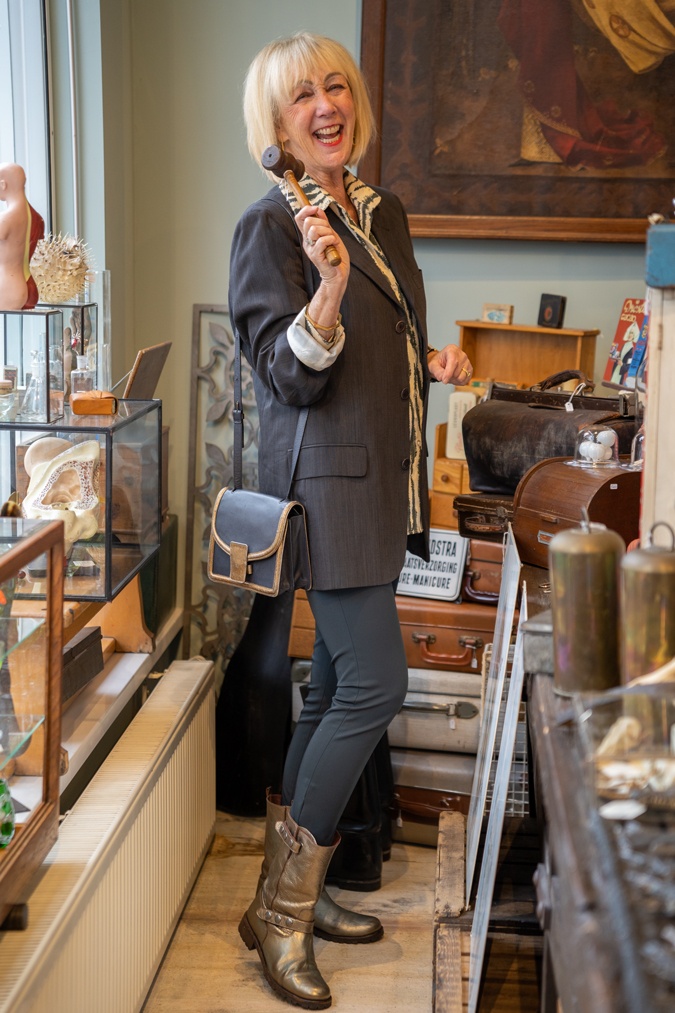 Teal and cream blazer outfit