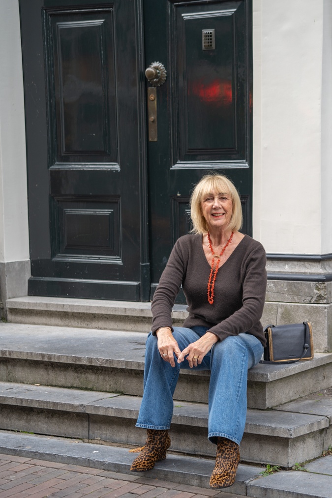 Wide leg jeans with a brown jumper