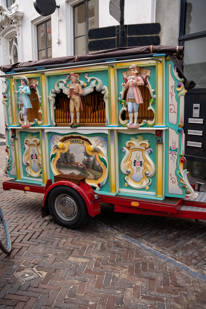 barrel organ