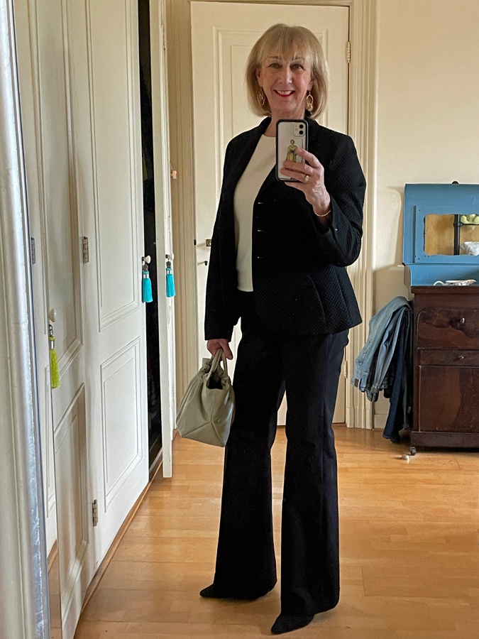 Christmas outfit number 2 sideways