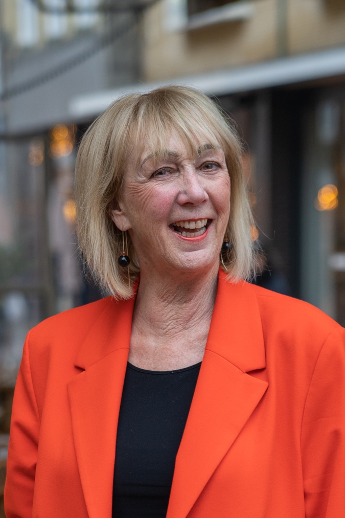 Long black earrings by Lara Design