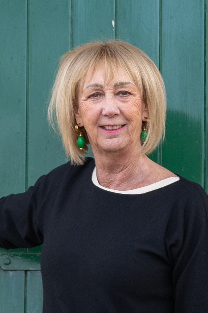 Green earrings by Lara Design