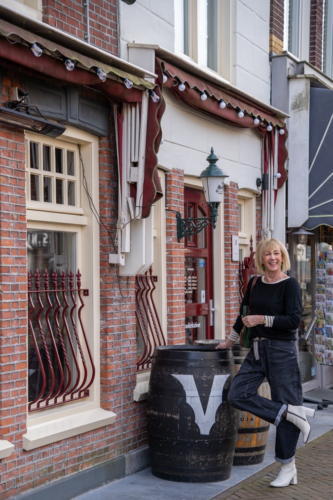 Man repeller jeans and stripes