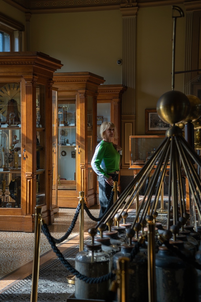 Man repeller jeans with a green and blue jumper