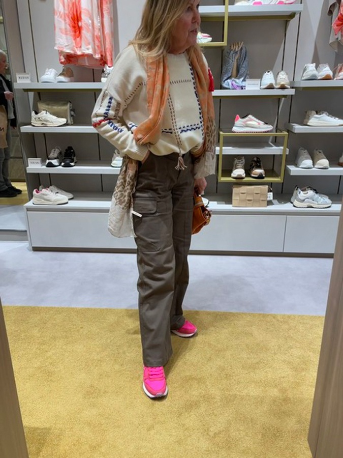 Marjolein with new pink trainers