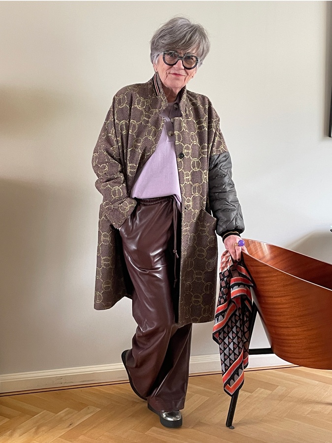 Misja with splendid coat