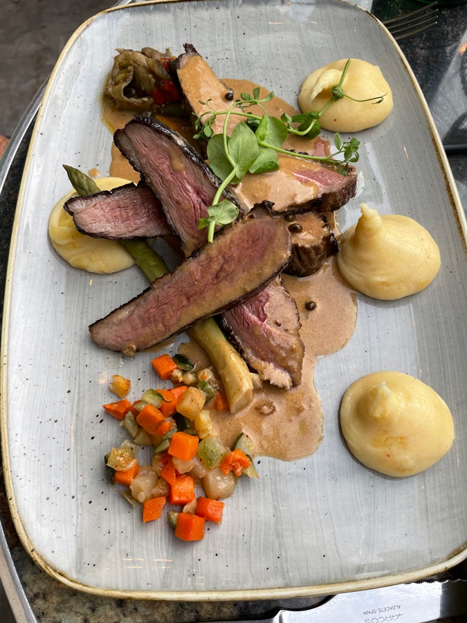 Duck breast dinner in Lourmarin