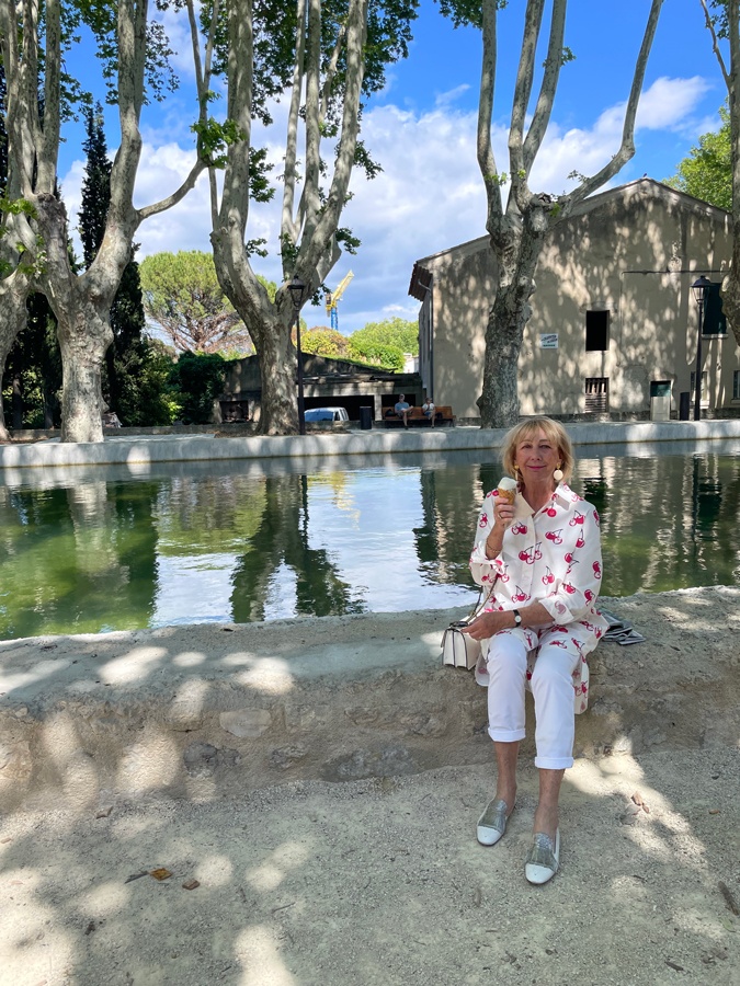 Eating ice cream in Cucuron