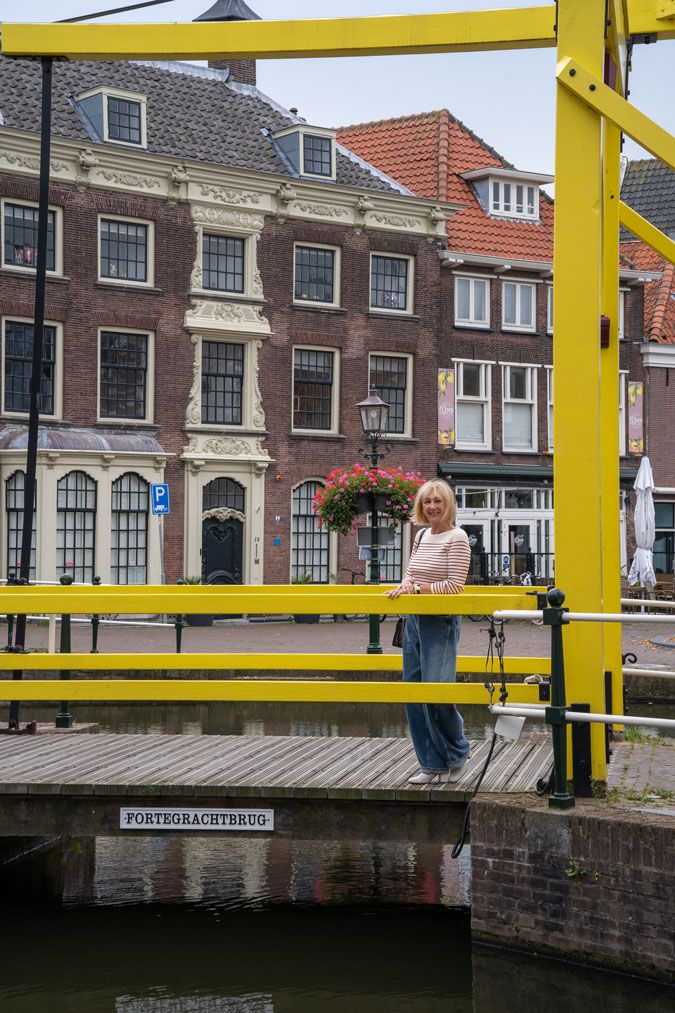 Barrel jeans with a red and cream striped top