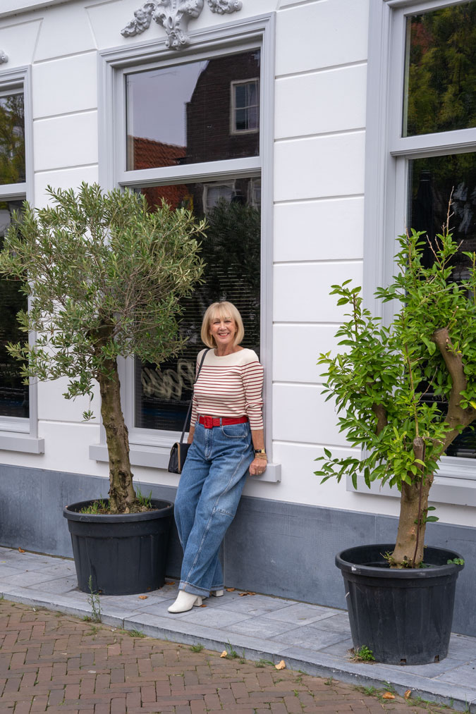Barrel jeans with a red and cream striped top