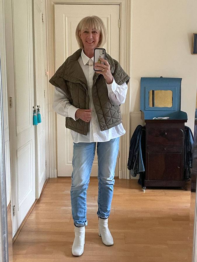 Jeans with puffer vest