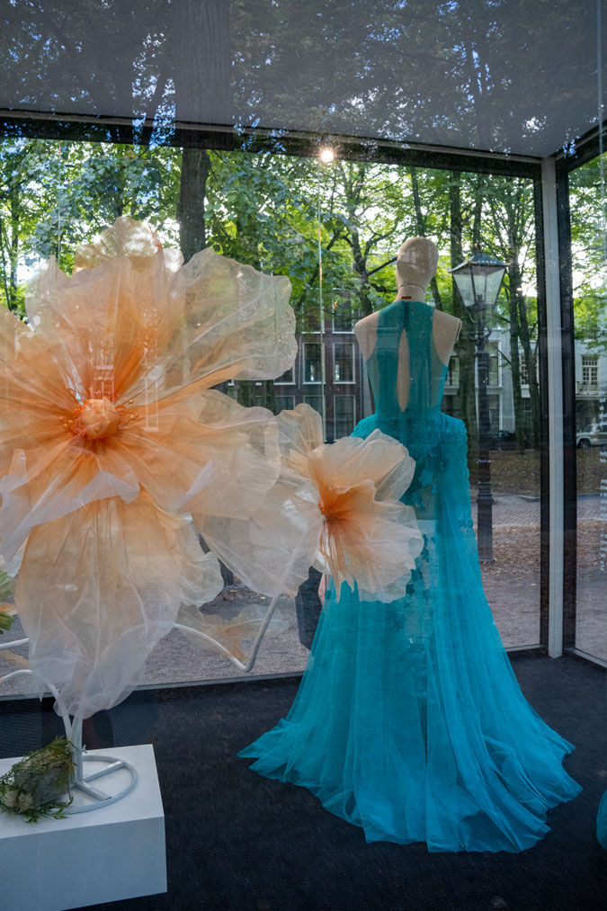 Touchable fashion by Michelango Winklaar