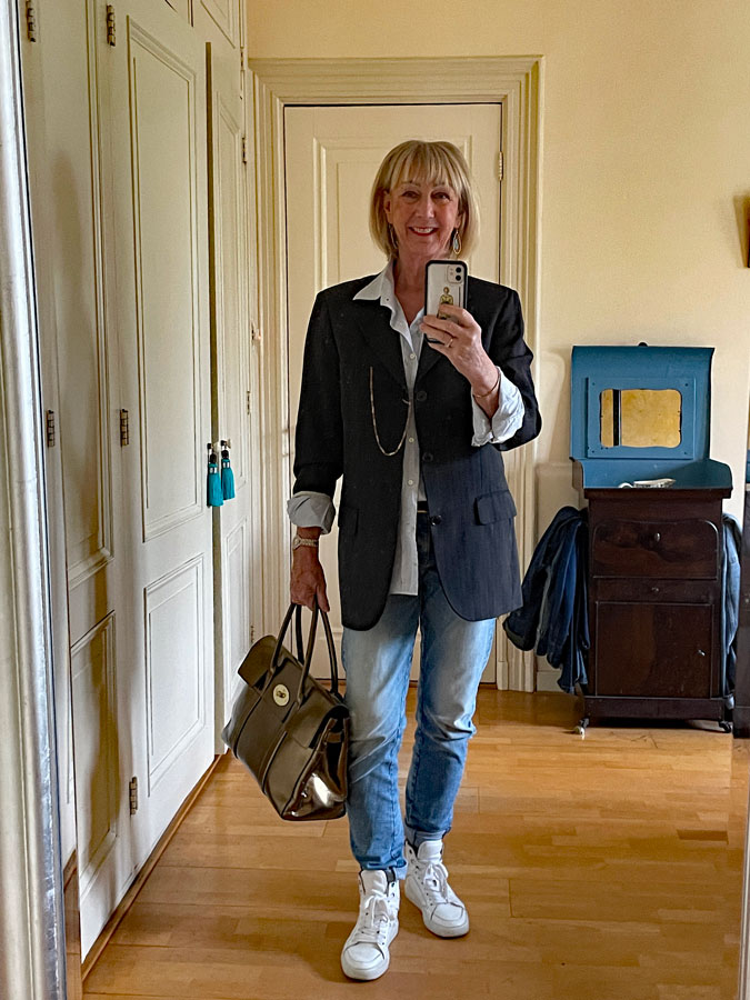 Oversized men's blazer