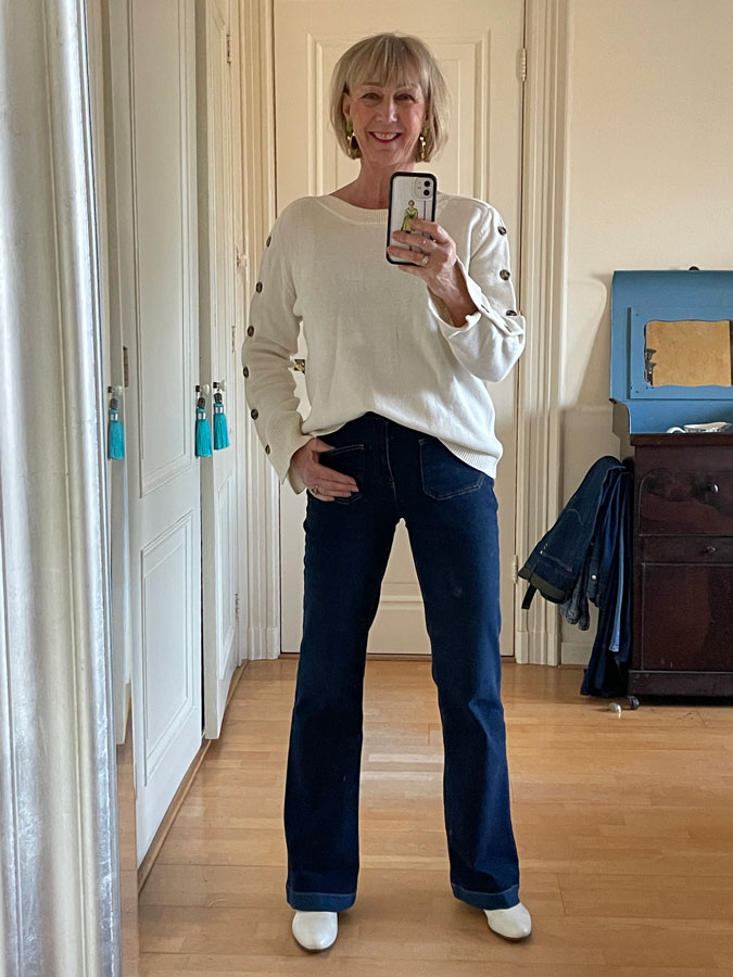 Jeans with cream jumper