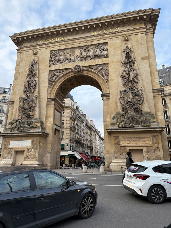 Arch in Paris