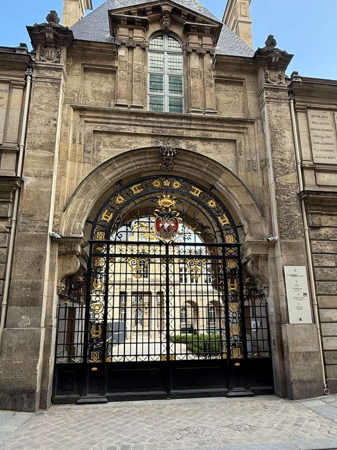 Building in La Marais Paris