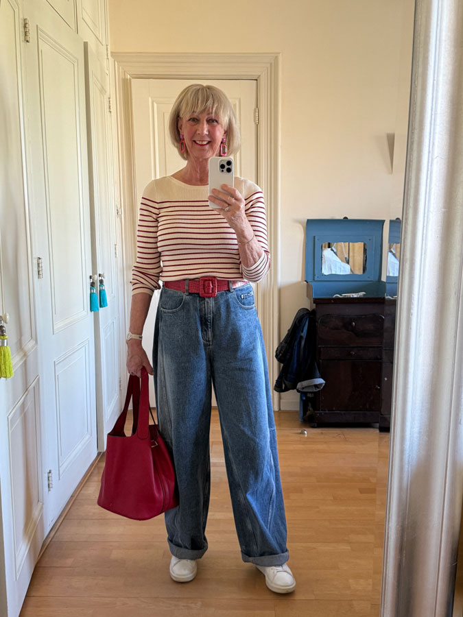 Outfit barrel jeans with red and cream stiped jumper