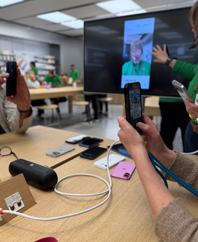 Apple iPhone course at the Apple store