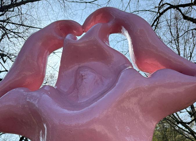 Artwork Spreading the Love by Frank Straatman