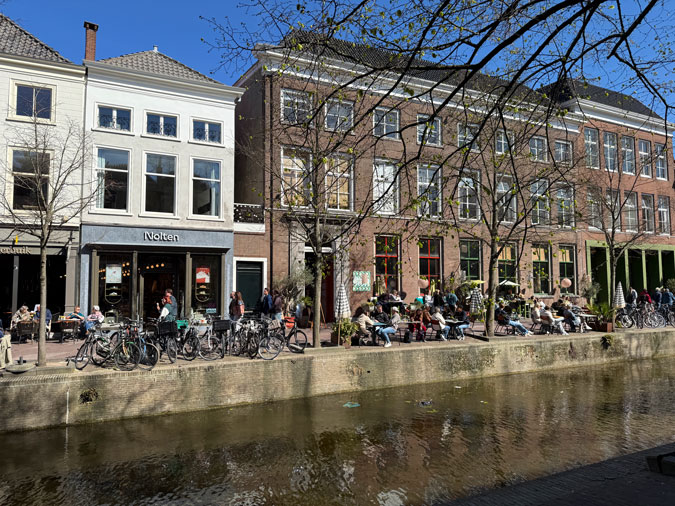 Delft terraces near the canal