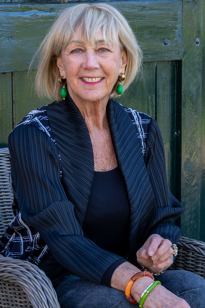 Green earrings by Lara Design