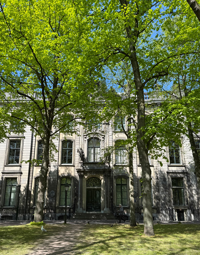 Huis Huguetan, Lange Voorhout, The Hague