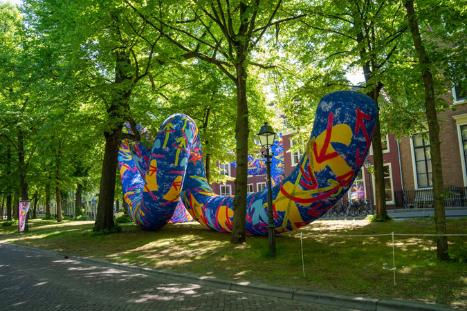 Blow-up art The Hague 2025