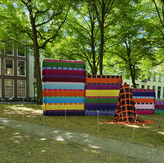 Blow-up art The Hague 2025