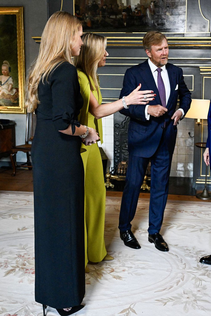Princess Amalia with her mum and dad