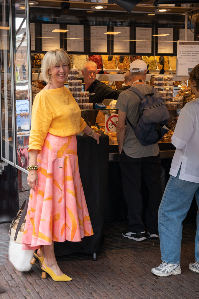 Patterned pink skirt