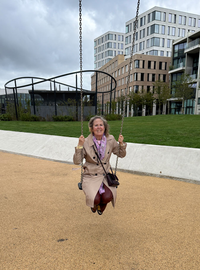 Marjolein on the swing